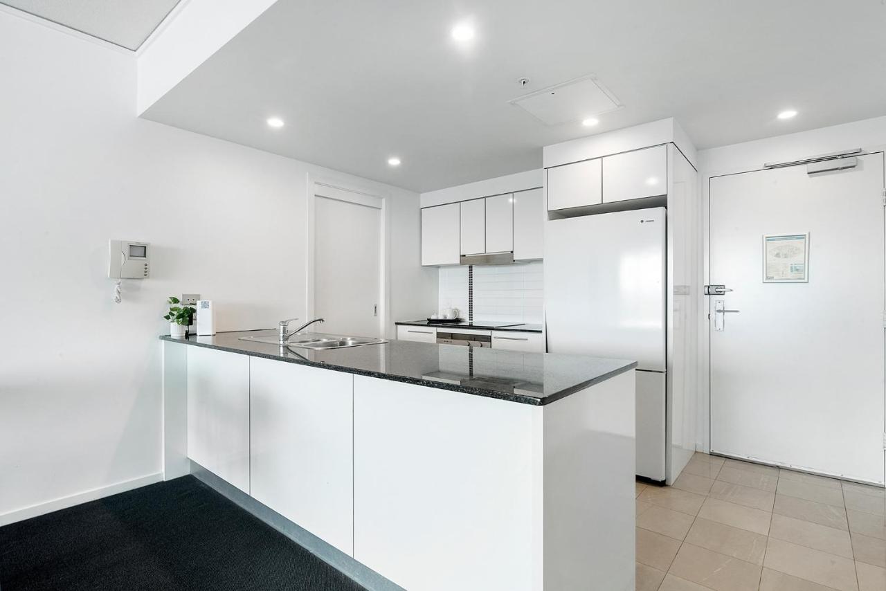 Sierra Grand Broadbeach - Self Contained & Privately Managed Apartments Gold Coast Zewnętrze zdjęcie