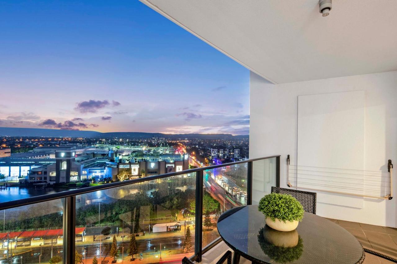 Sierra Grand Broadbeach - Self Contained & Privately Managed Apartments Gold Coast Zewnętrze zdjęcie