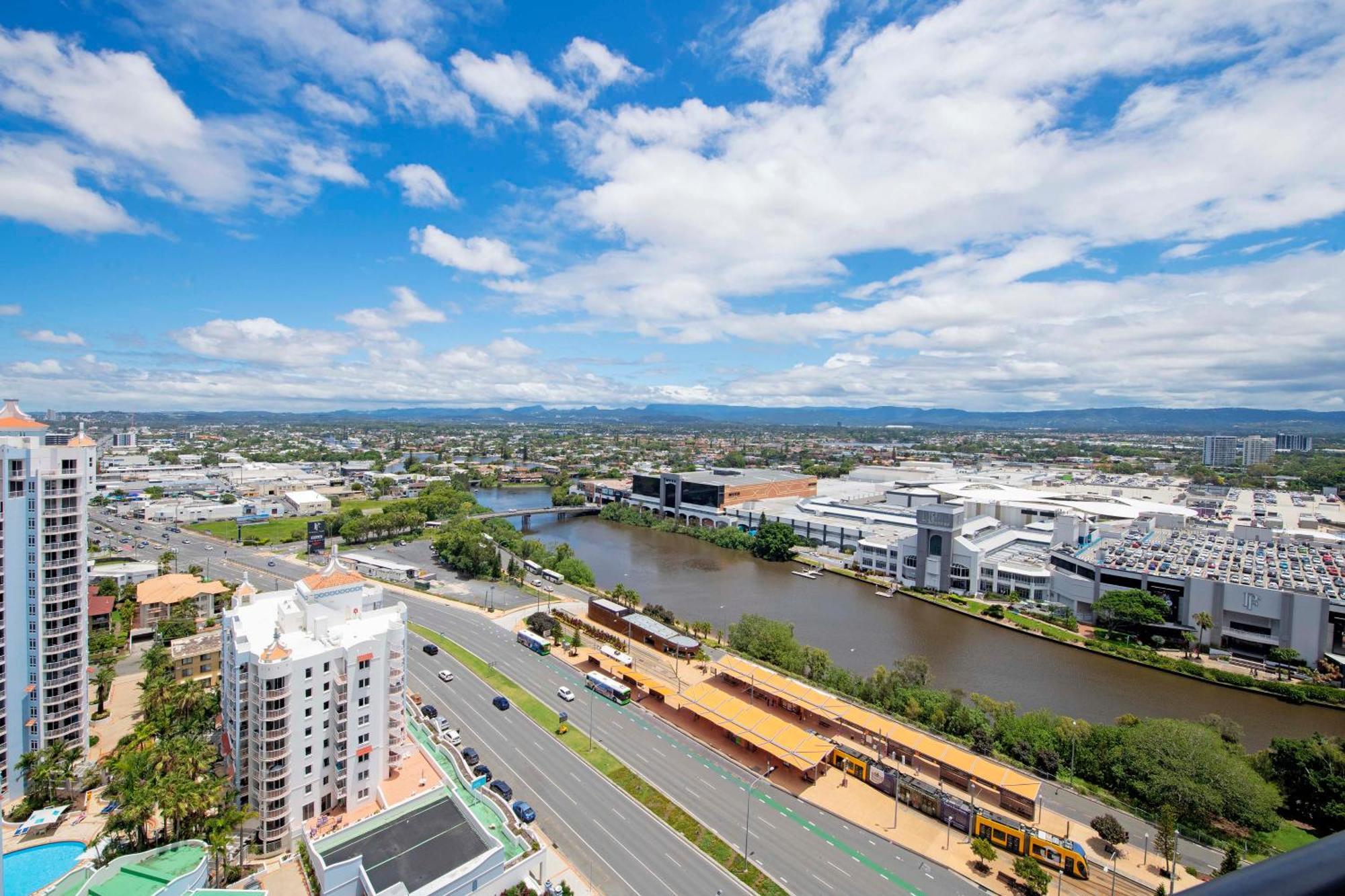 Sierra Grand Broadbeach - Self Contained & Privately Managed Apartments Gold Coast Zewnętrze zdjęcie