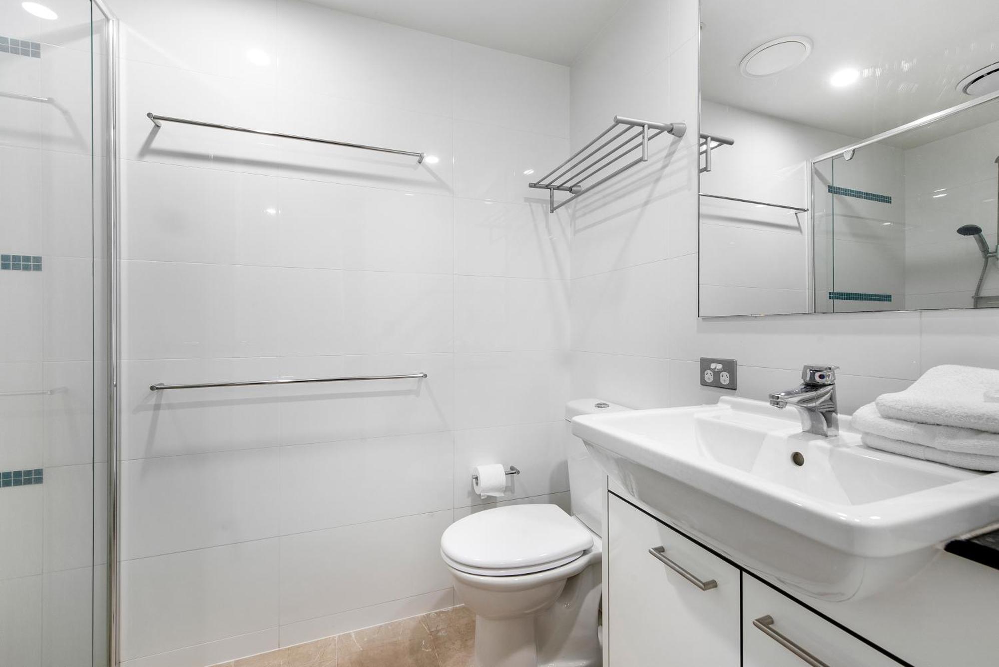 Sierra Grand Broadbeach - Self Contained & Privately Managed Apartments Gold Coast Zewnętrze zdjęcie