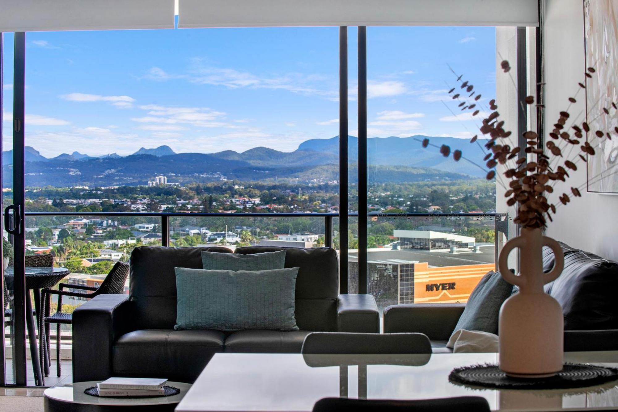 Sierra Grand Broadbeach - Self Contained & Privately Managed Apartments Gold Coast Zewnętrze zdjęcie